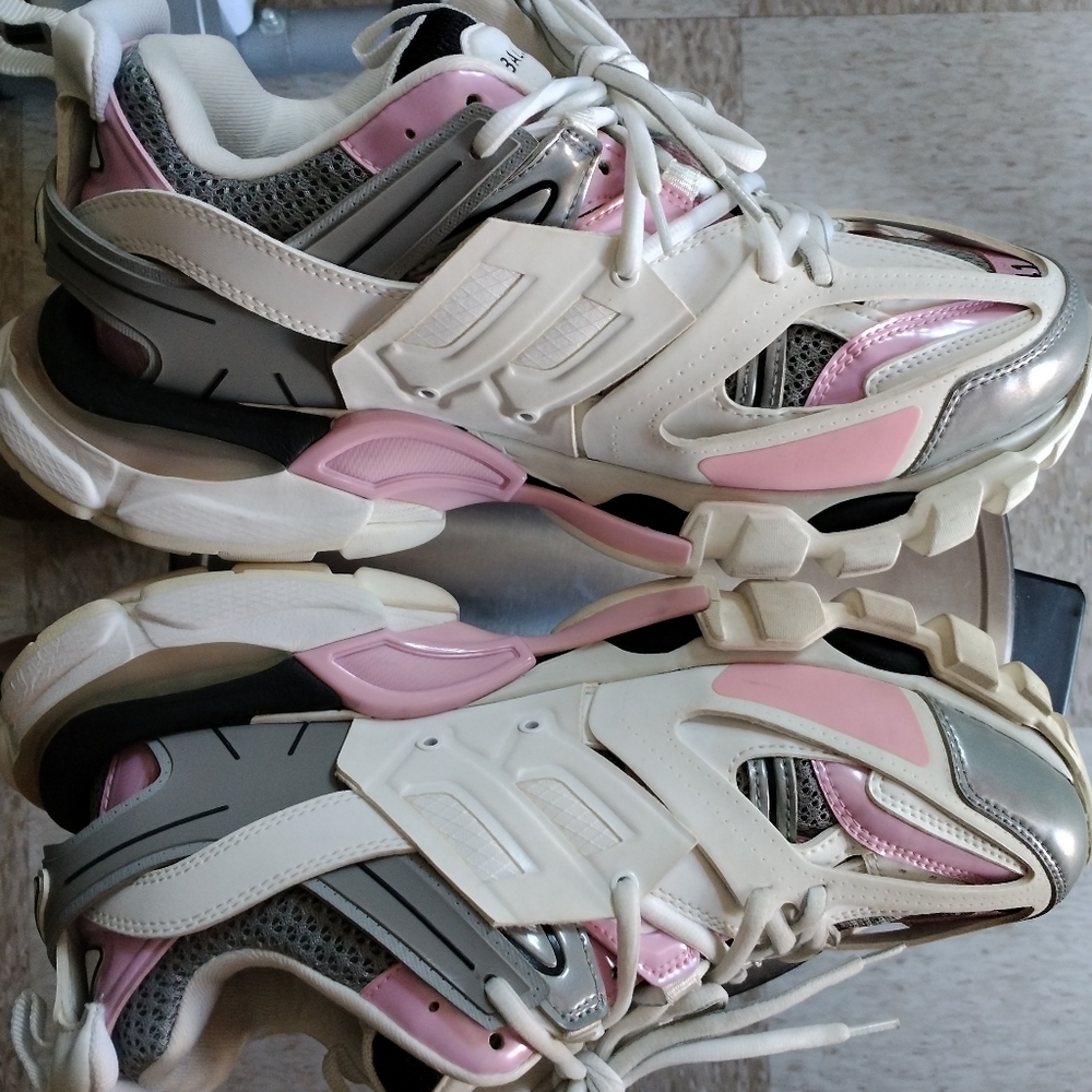 Balenciaga Track Sneakers US Size 11/41 - Picture 4 of 9